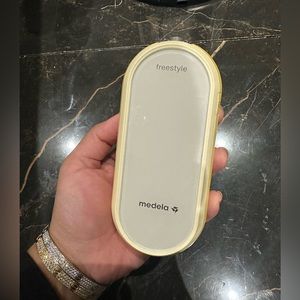 MEDELA FREESTYLE PORTABLE PUMP
